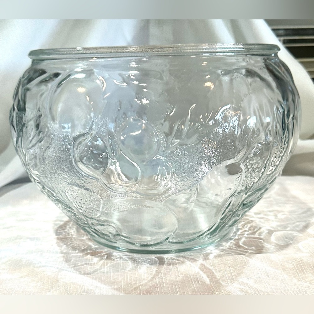 Vintage Punch Bowl Fruit Design